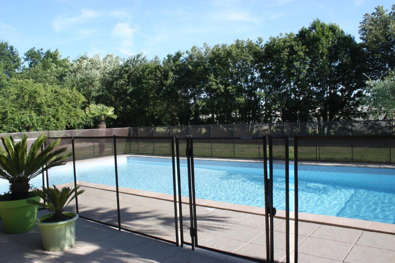 La Doloreanne Saint-Didier-sur-Chalaronne 外观 照片
