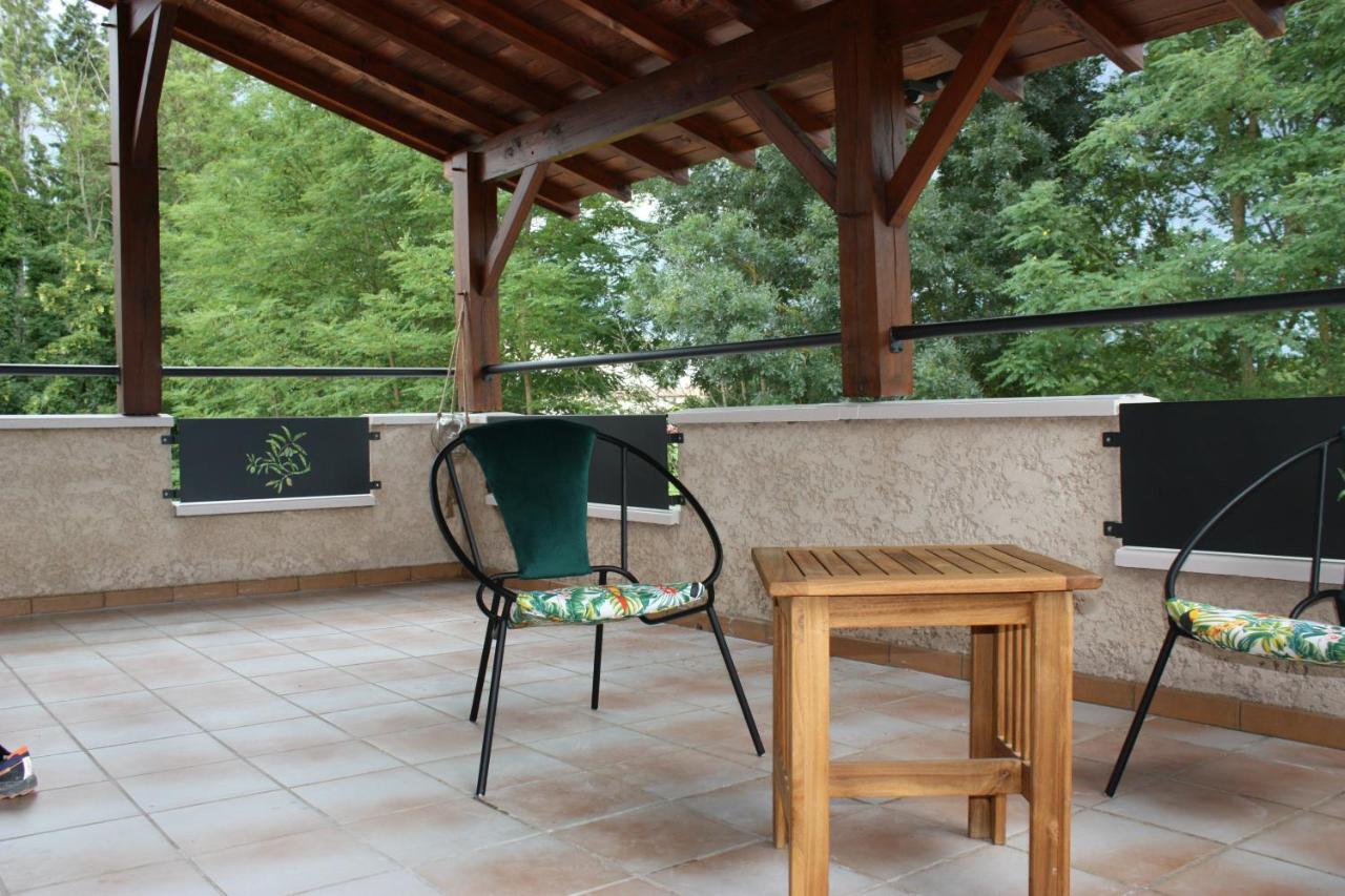 La Doloreanne Saint-Didier-sur-Chalaronne 外观 照片